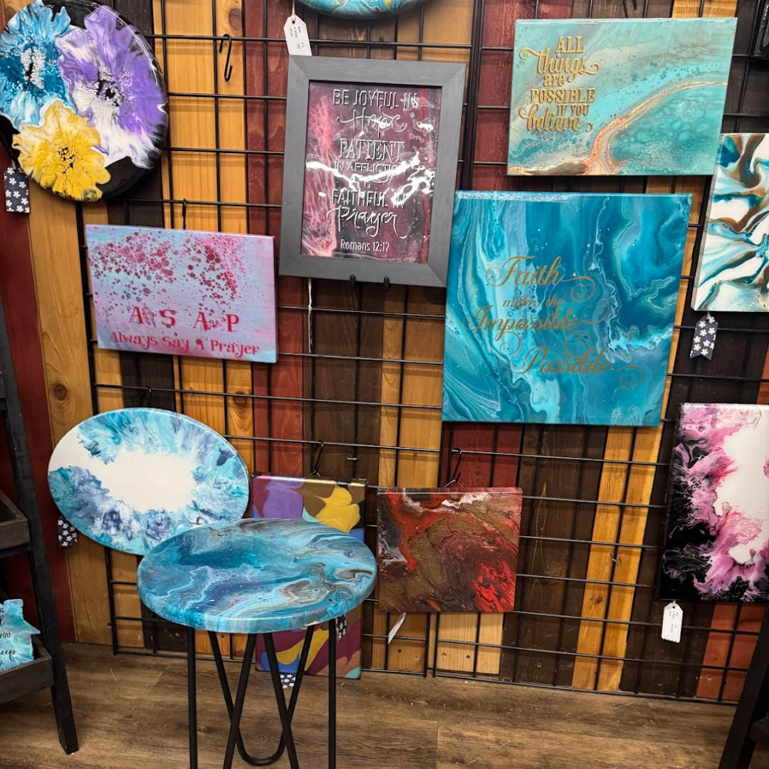 Pretty Paper & Paint - Aisle 8