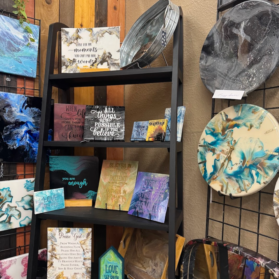 Pretty Paper & Paint - Aisle 8