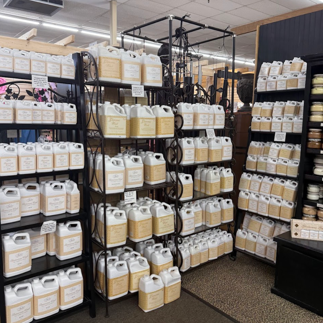 Tyler Candle Company - Front Aisle