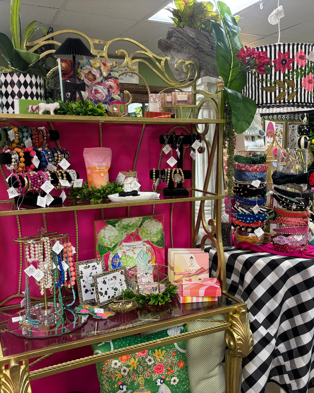 JMG Designs - Back Aisle