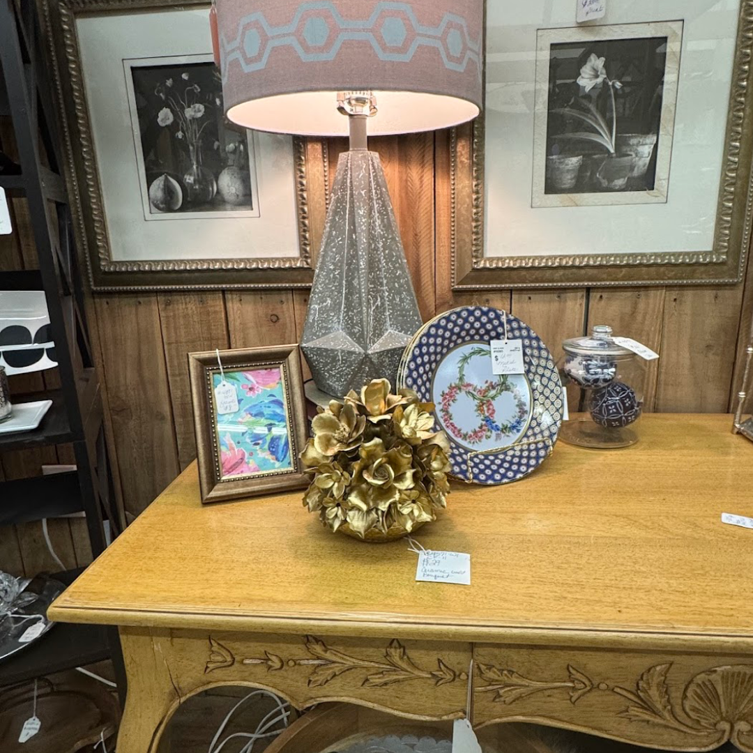 The Eclectic Petal - Aisle 9