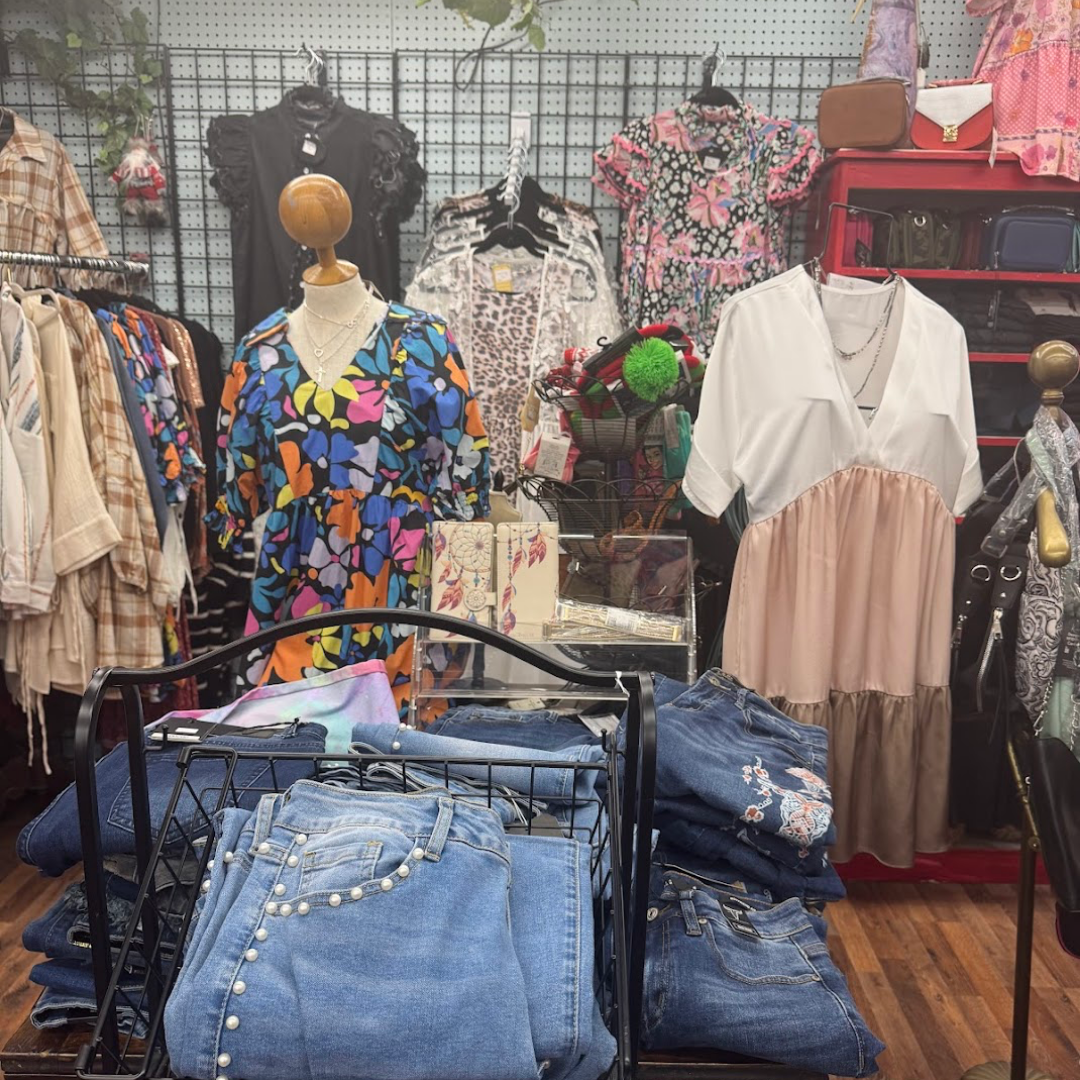 Sandy's Boutique - Aisle 8 & 10
