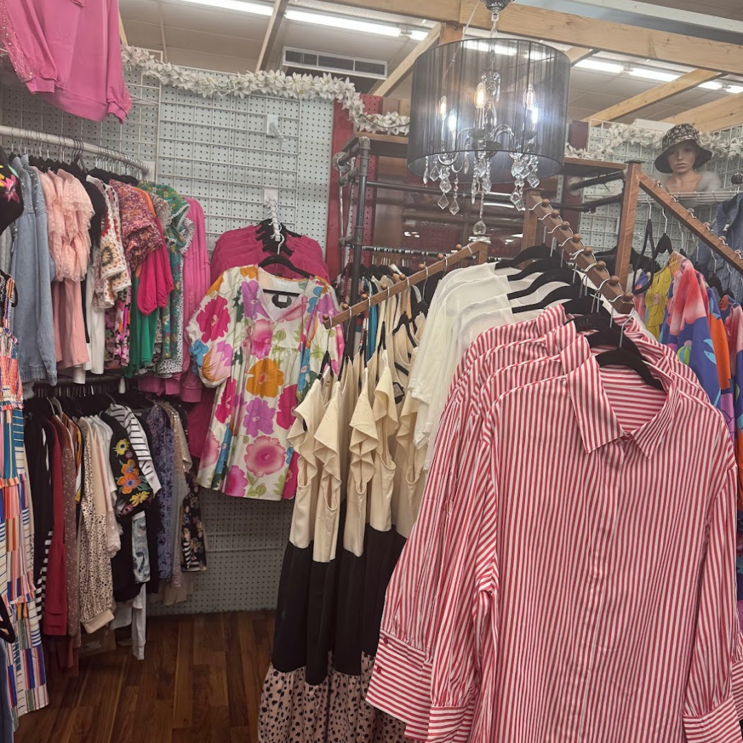 Sandy's Boutique - Aisle 8 & 10