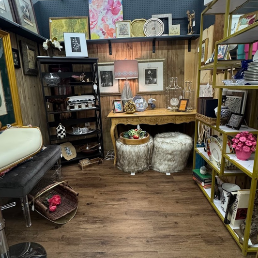 The Eclectic Petal - Aisle 9