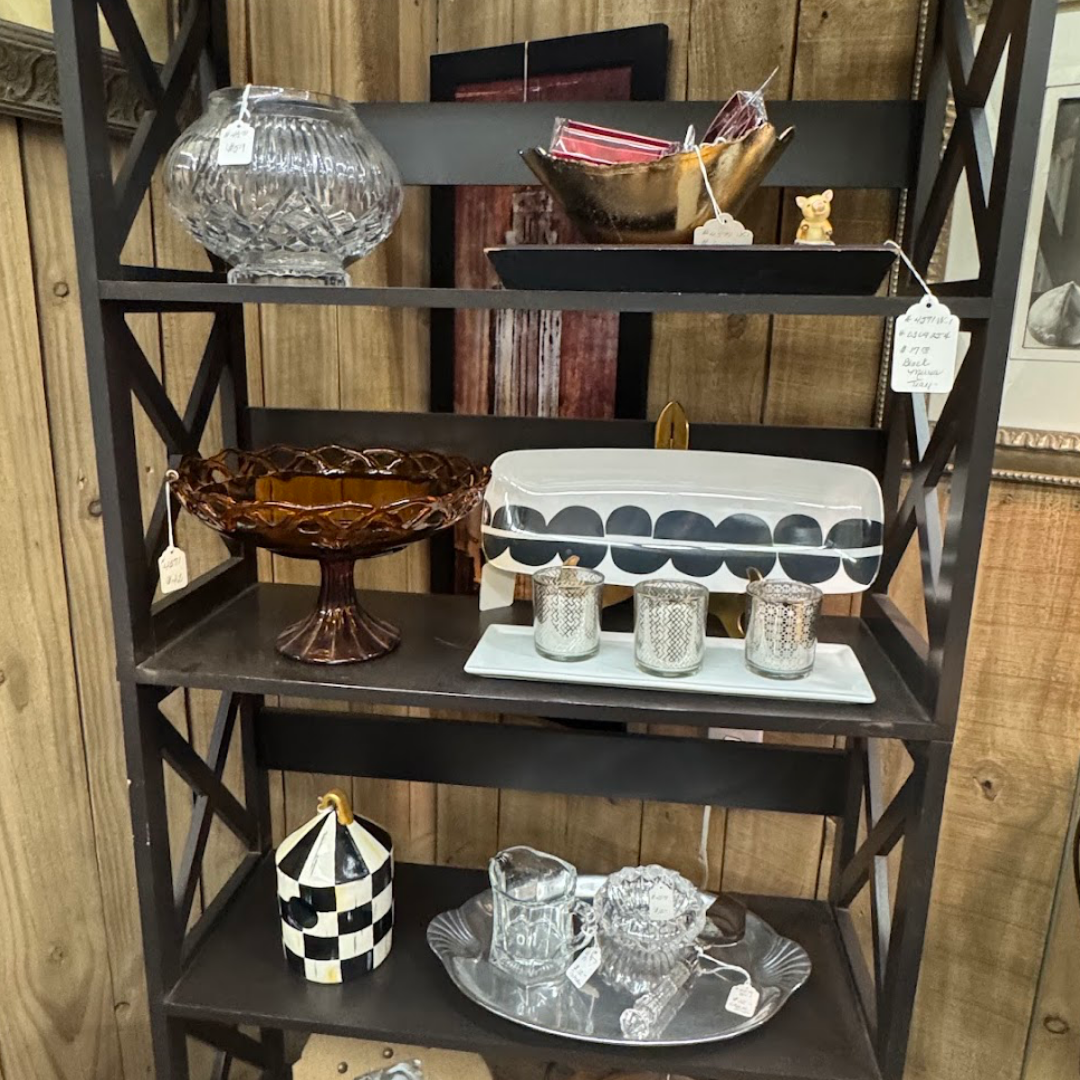 The Eclectic Petal - Aisle 9