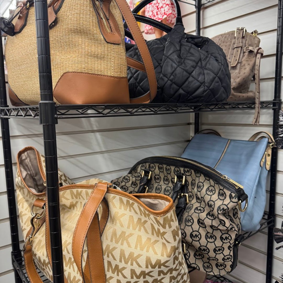 Simply Majestic Designs - Aisle 6